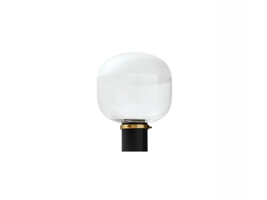 Lampada da tavolo con diffusore in vetro trasparente e satinato e base in metallo finitura Nero e Oro Ghost Tavolo di Midj