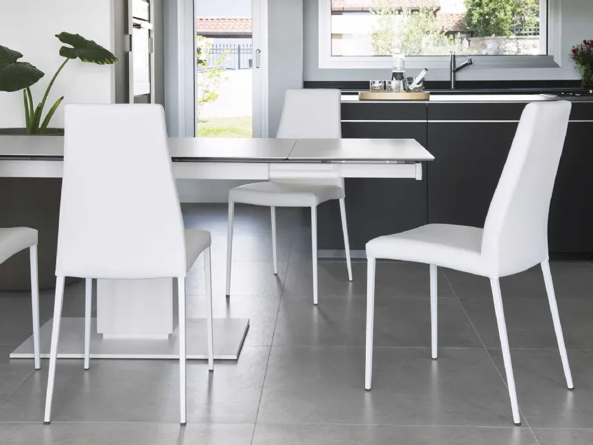 Sedia imbottita Aida di Calligaris